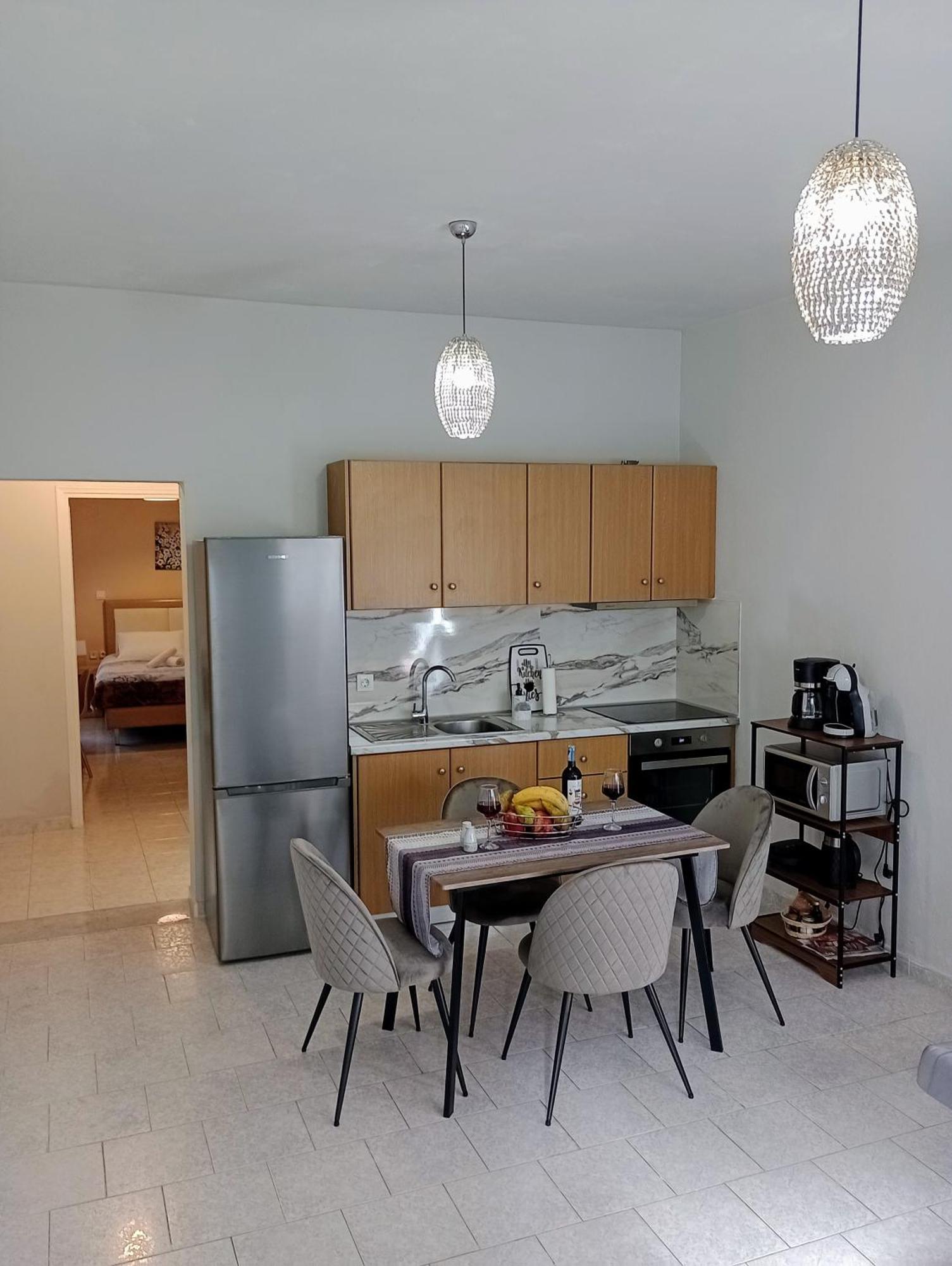 Cozy Kremasti Apartment Εξωτερικό φωτογραφία