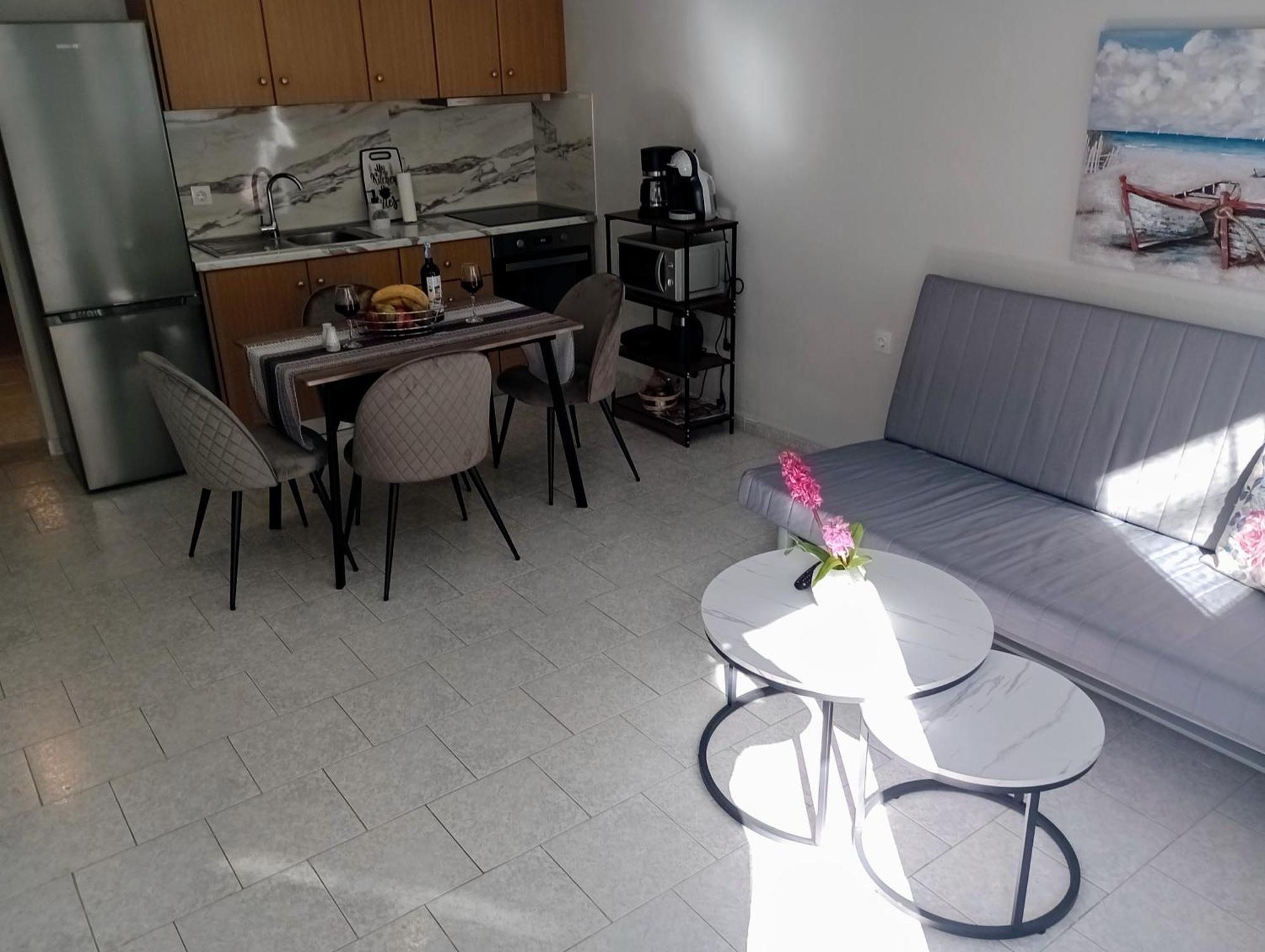 Cozy Kremasti Apartment Εξωτερικό φωτογραφία